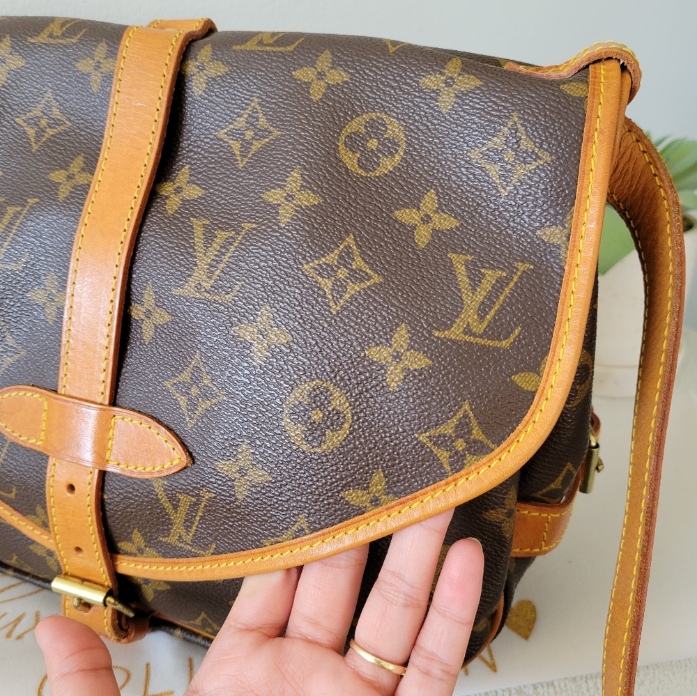 💕Louis Vuitton Crossbody Messenger Bag - Saumur 30 Monogram - Picture 11 of 17